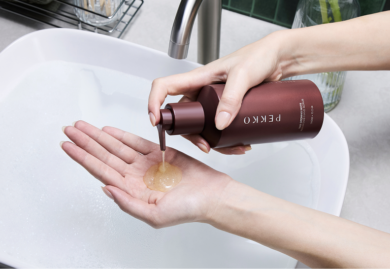 Rainwood Hand Rinse with Pumice Stone